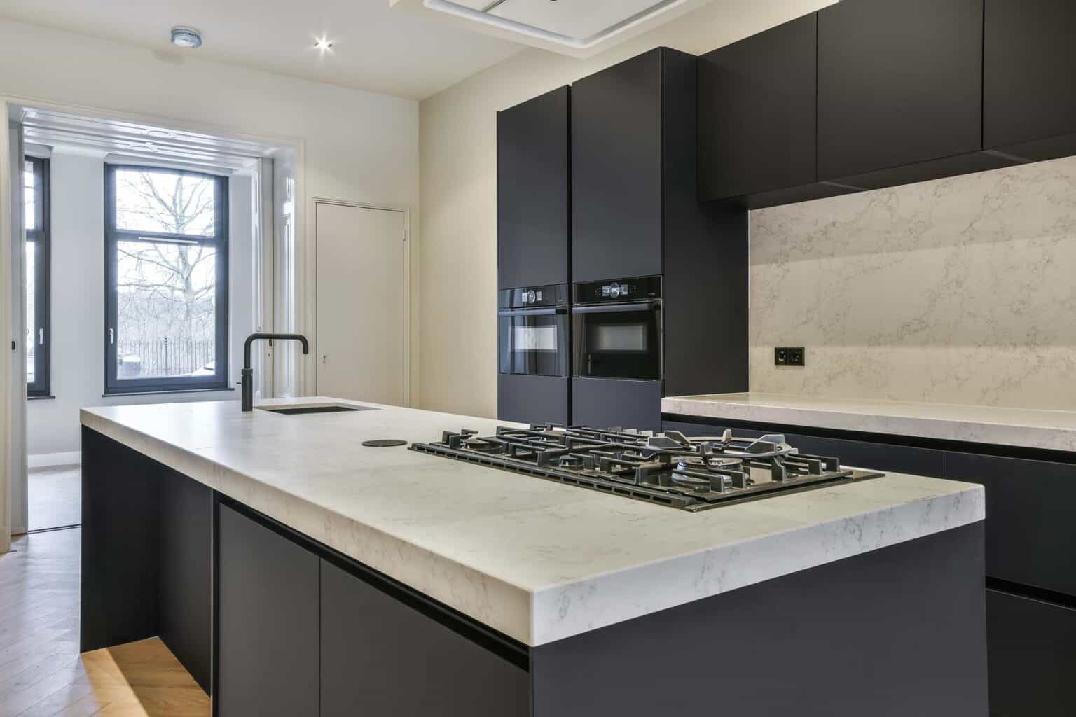 Modern Kitchen Design | Custom kitchen cabinets near me